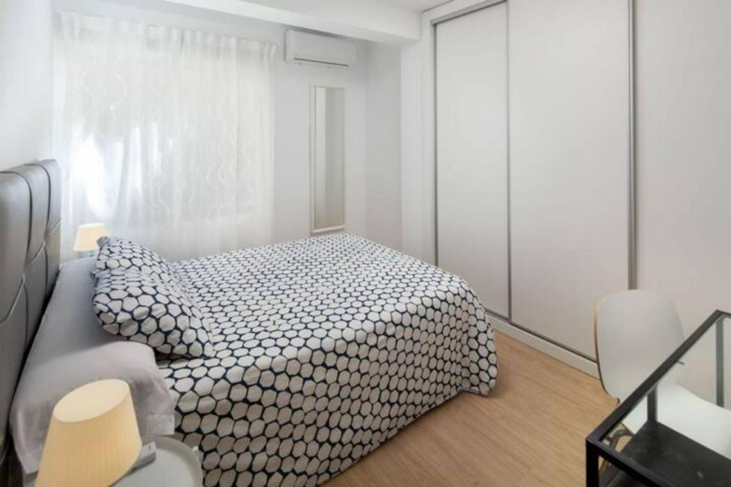 Garcia Briz Apartments مالقة المظهر الخارجي الصورة